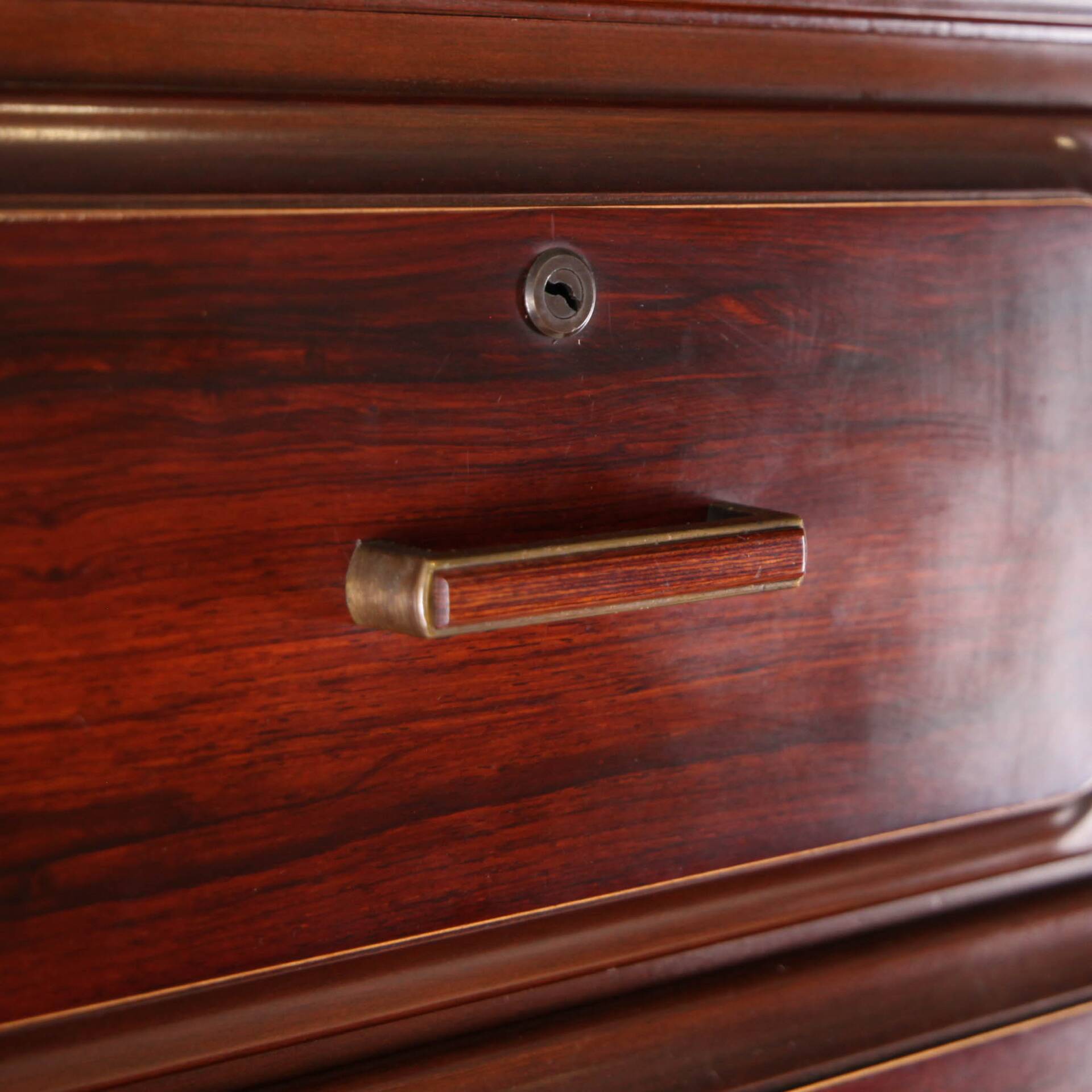 Japanese high commode