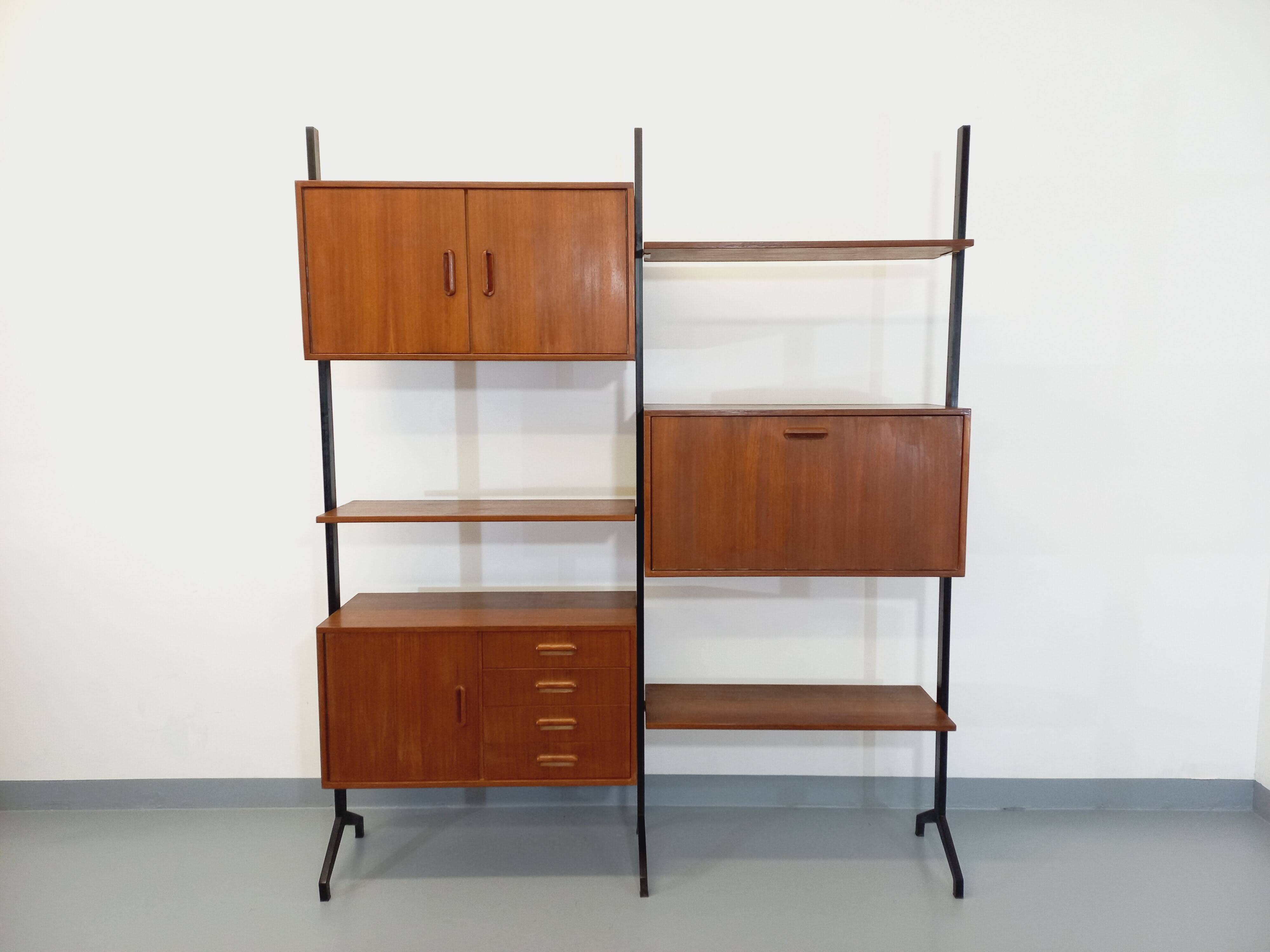 Italian bookcase vintage modular double shelf in teak and metal from the 60s