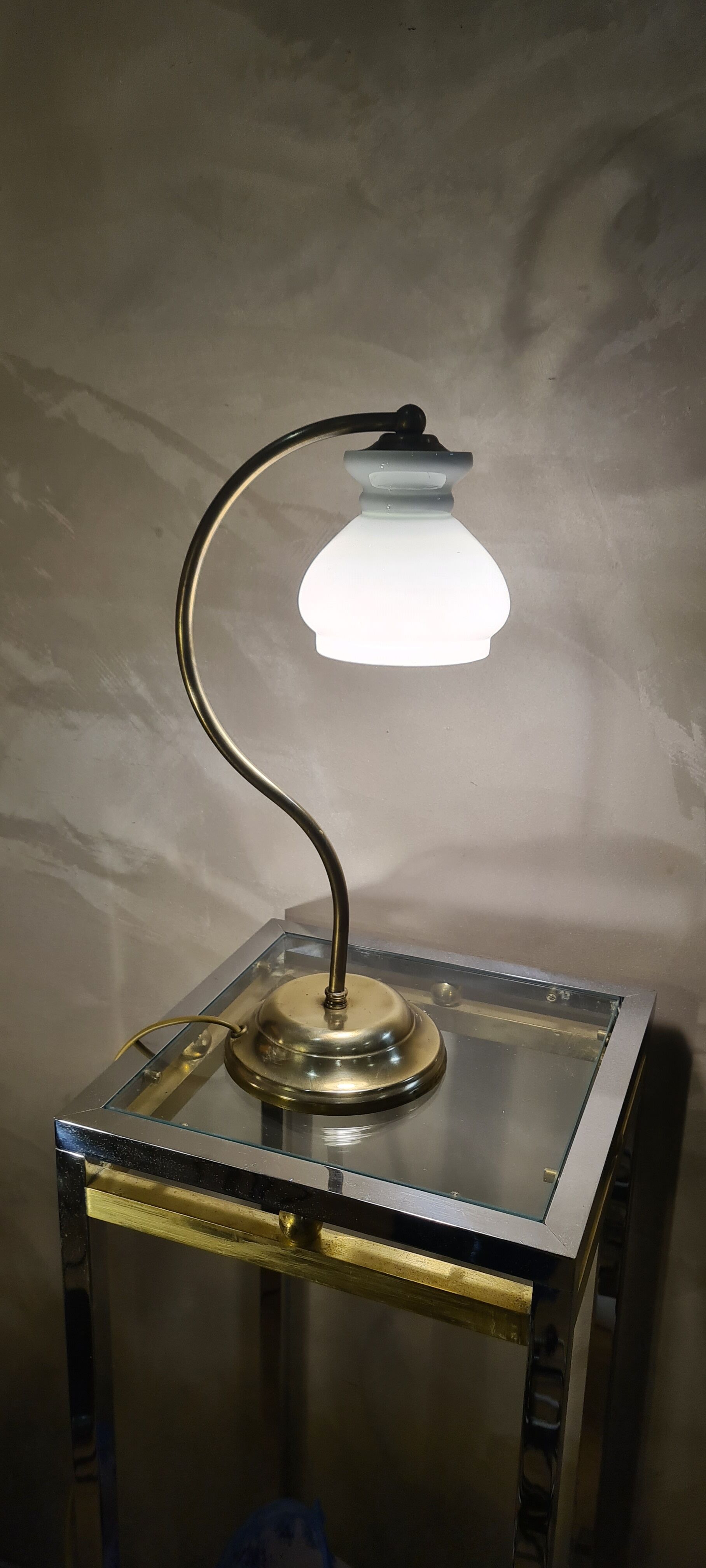 Brass lamp, with white opaline tulip 40x20