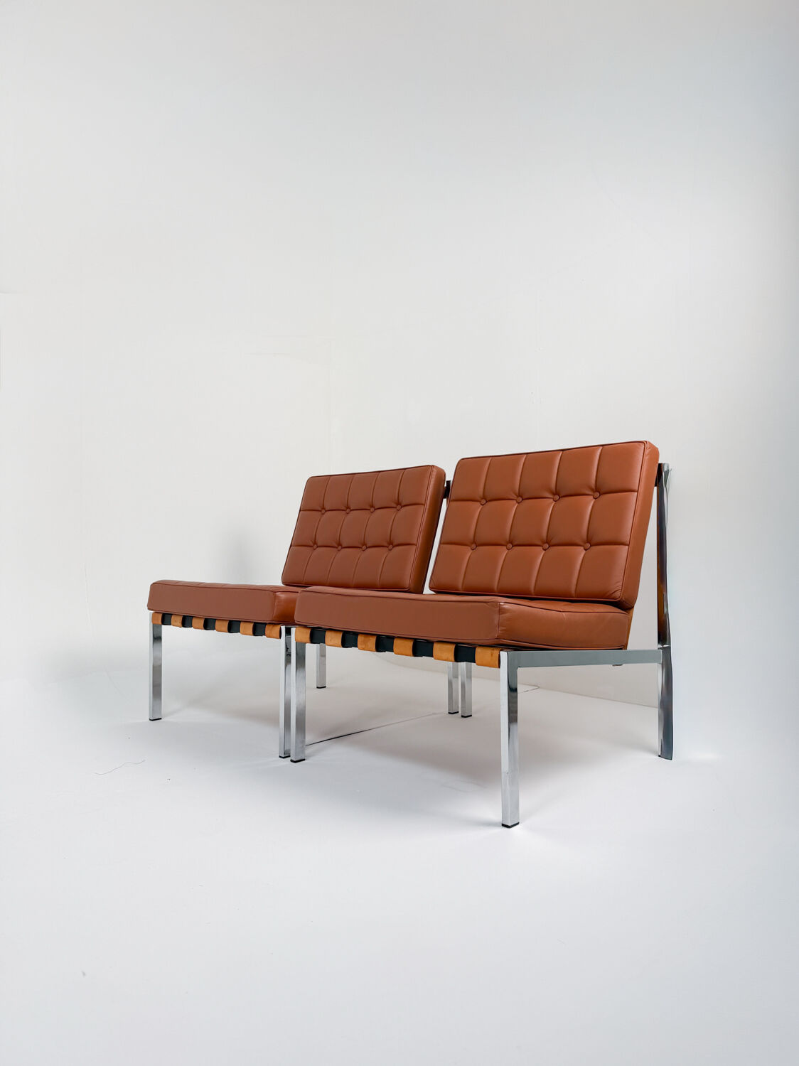 Paire de fauteuils vintage