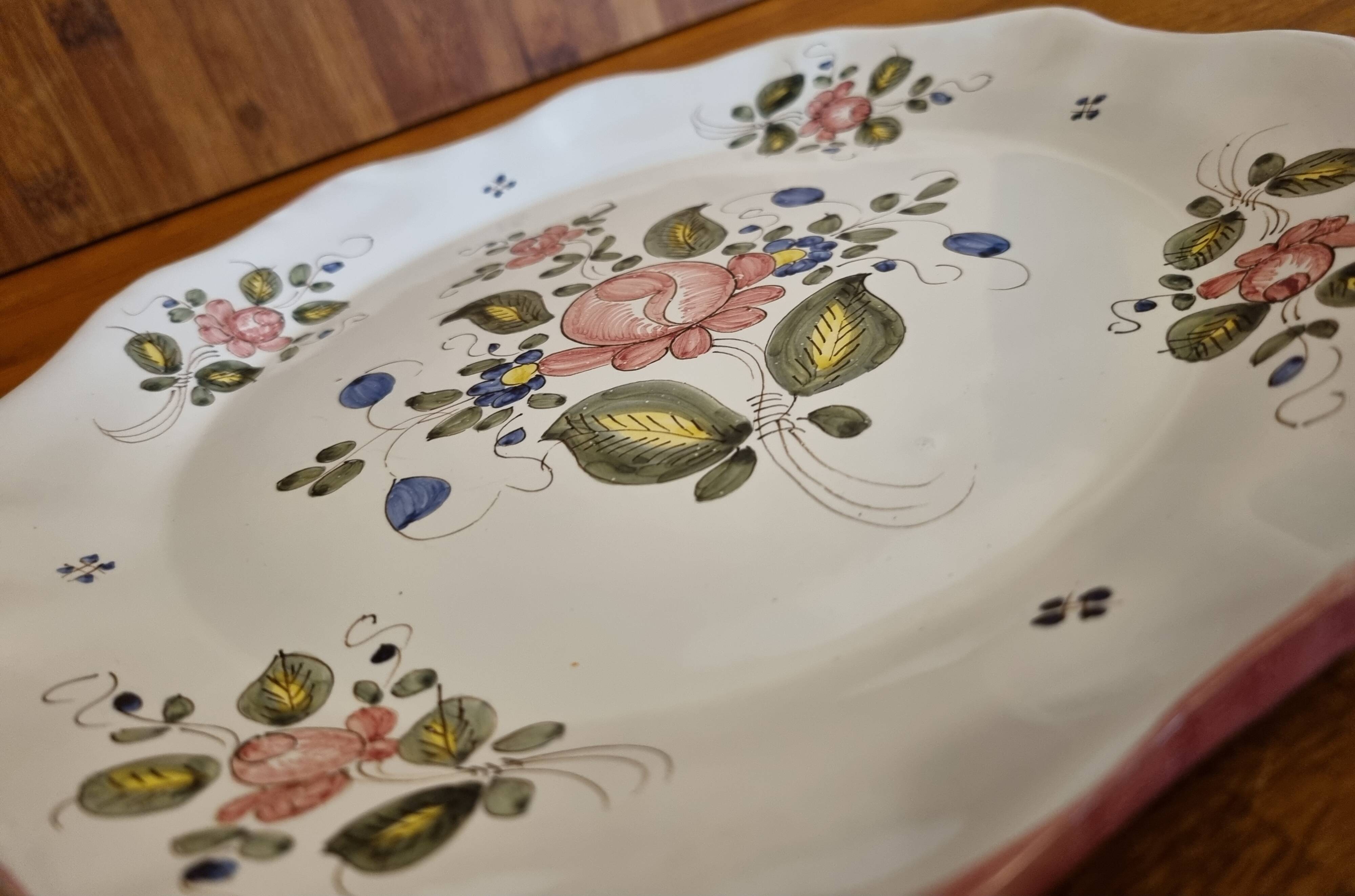 Large round earthenware plate Jodra de Martres Tolosane