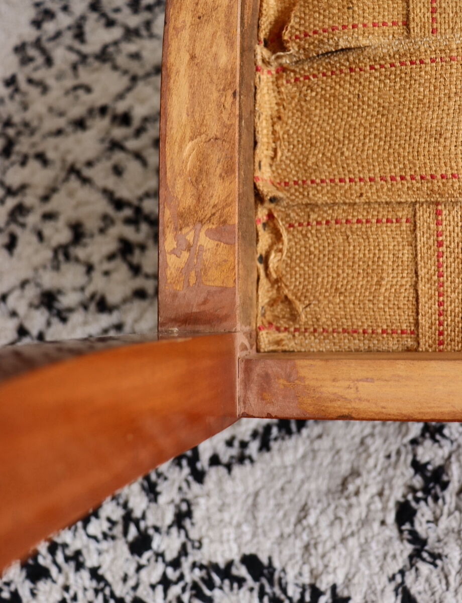 Chaise en acajou et cuir de style Consulat-Empire