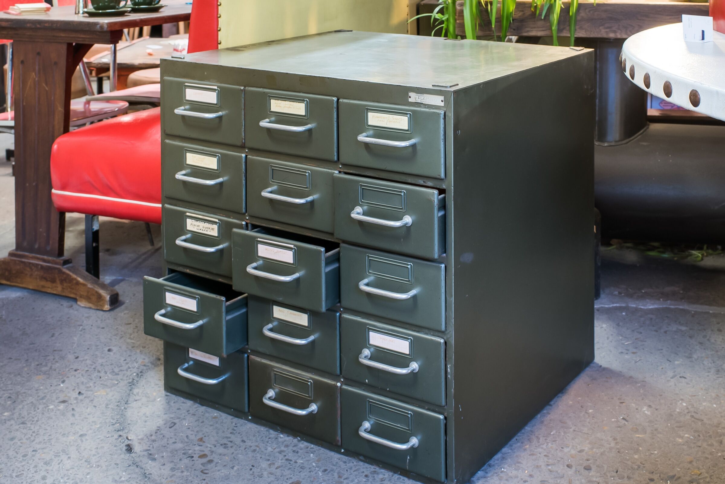 Flambo 15 drawers