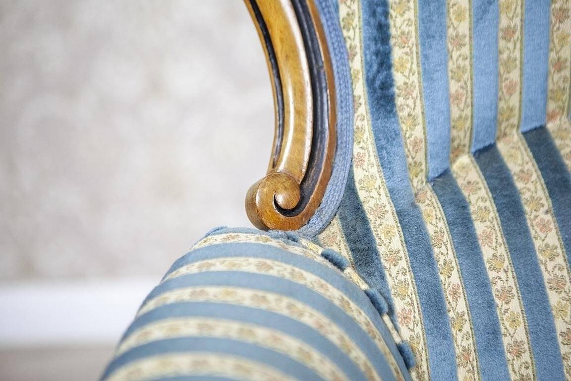 Antique Walnut Chair, 1890s