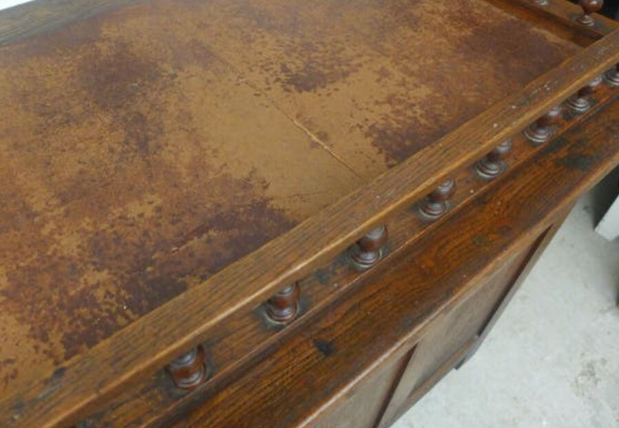 Oak desk from the 1930s