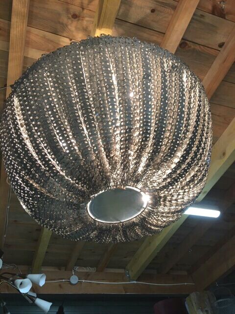 Lustre design cotte de maille 8 lampes