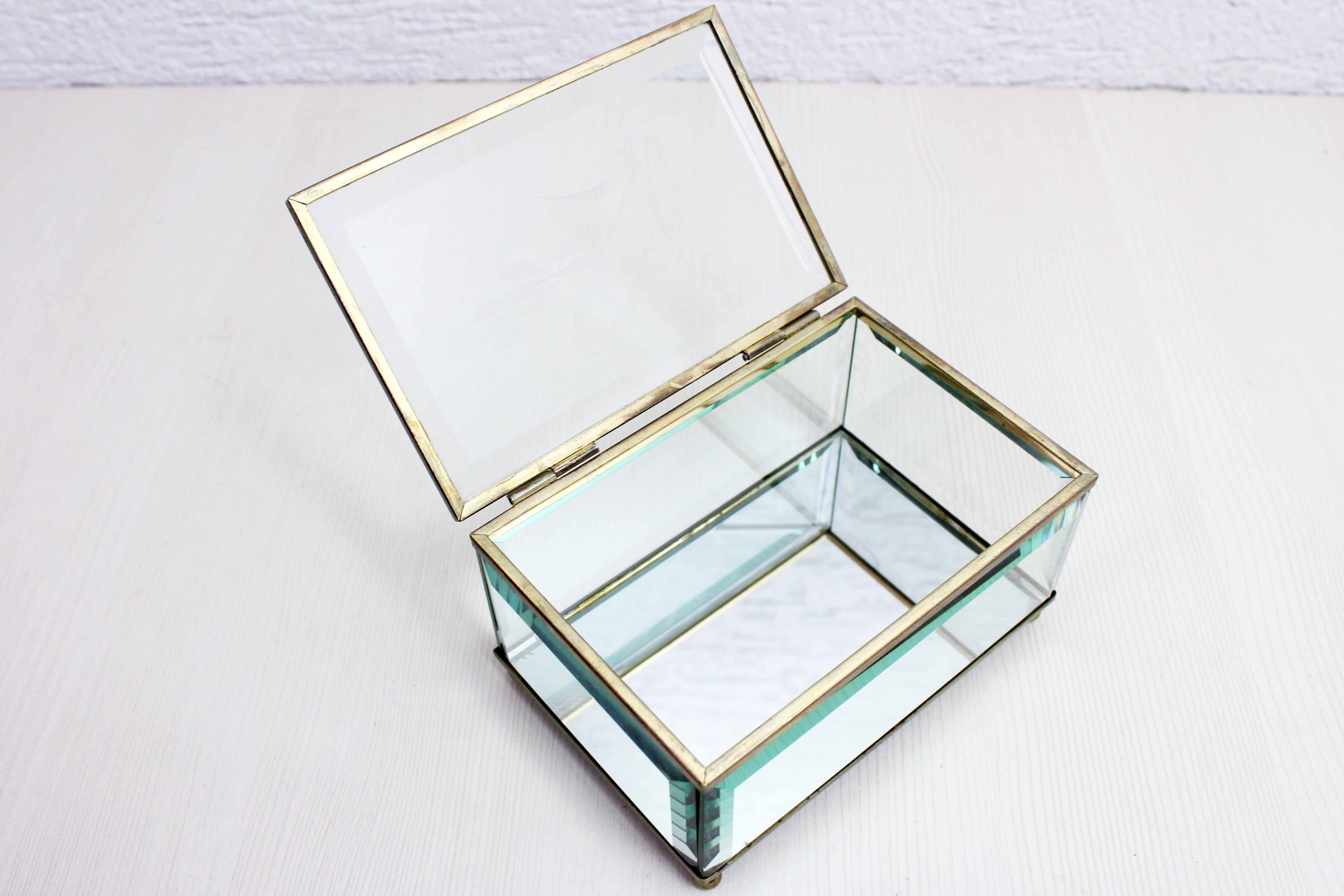 Beveled glass jewelry box