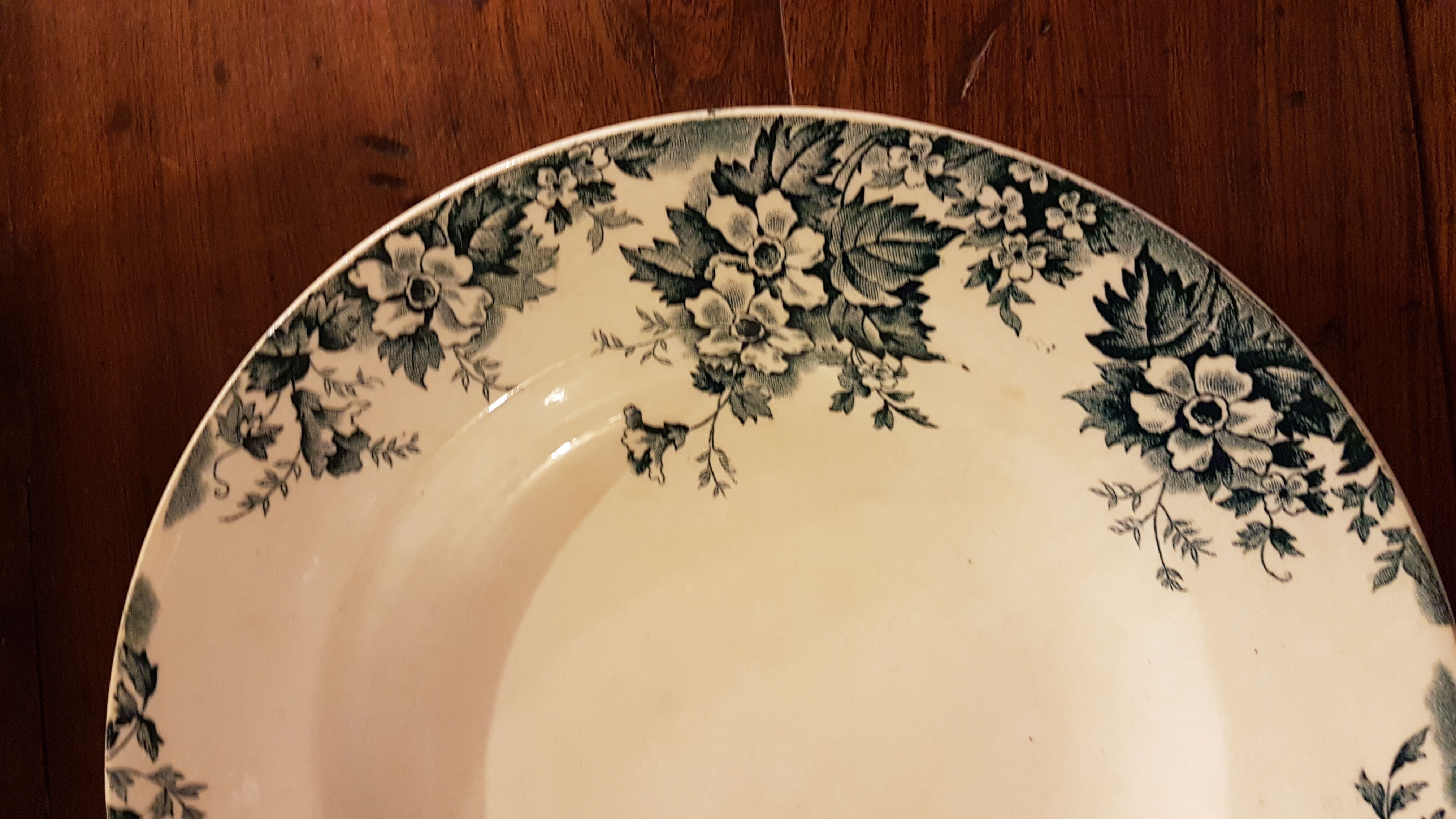 Assiette en faïence Marie-Louise Saint Amand