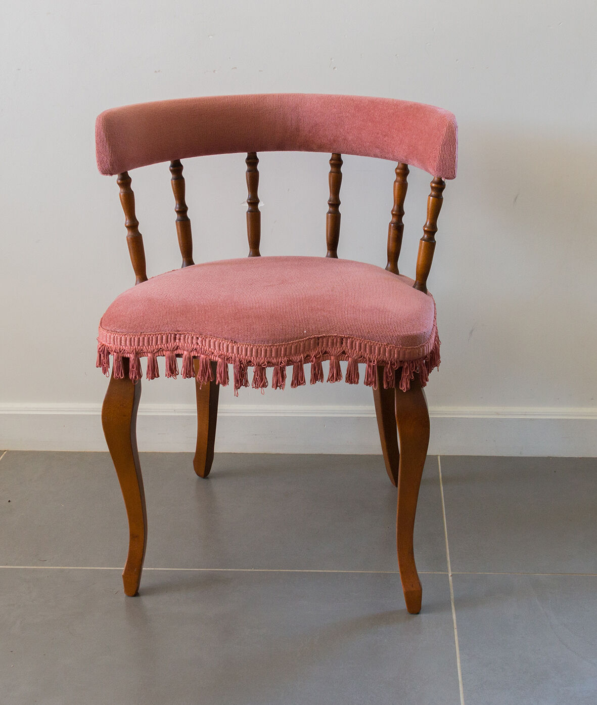Pink velvet chair