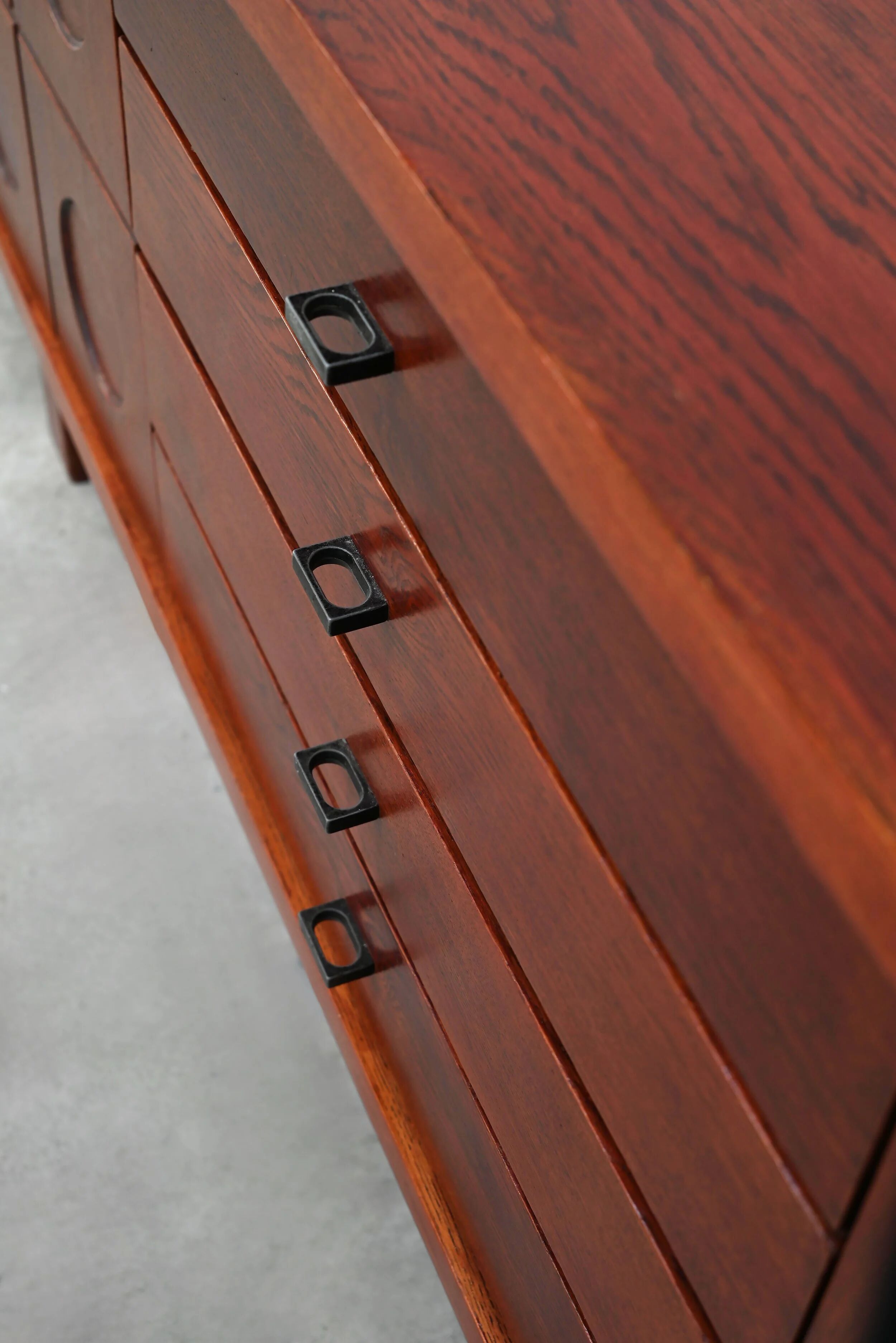 Brutalist oak sideboard, Belgium, 1970s