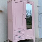 Parisian hotel wardrobe 1930