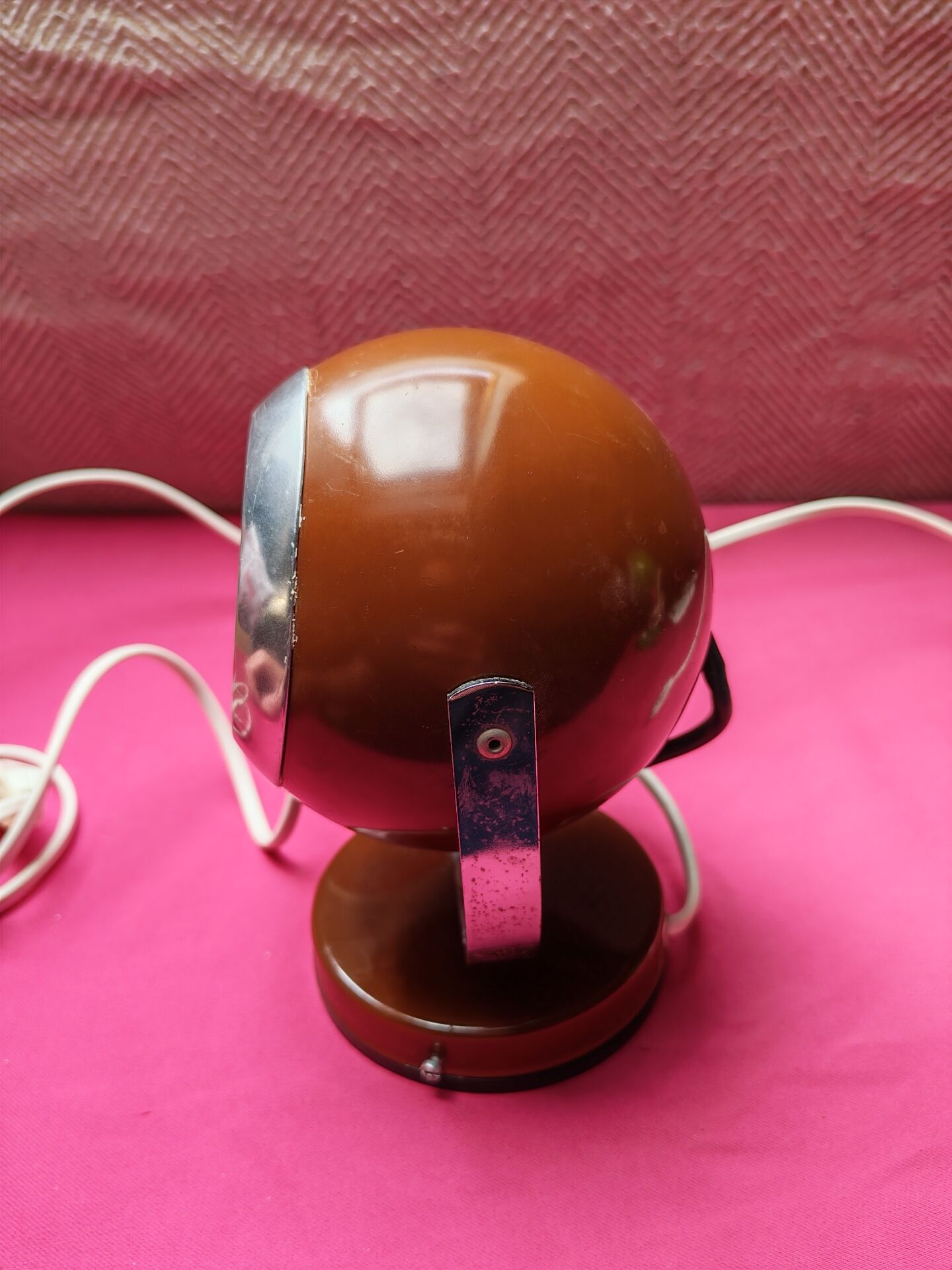 Brown vintage eyeball lamp Space Age – 1970s