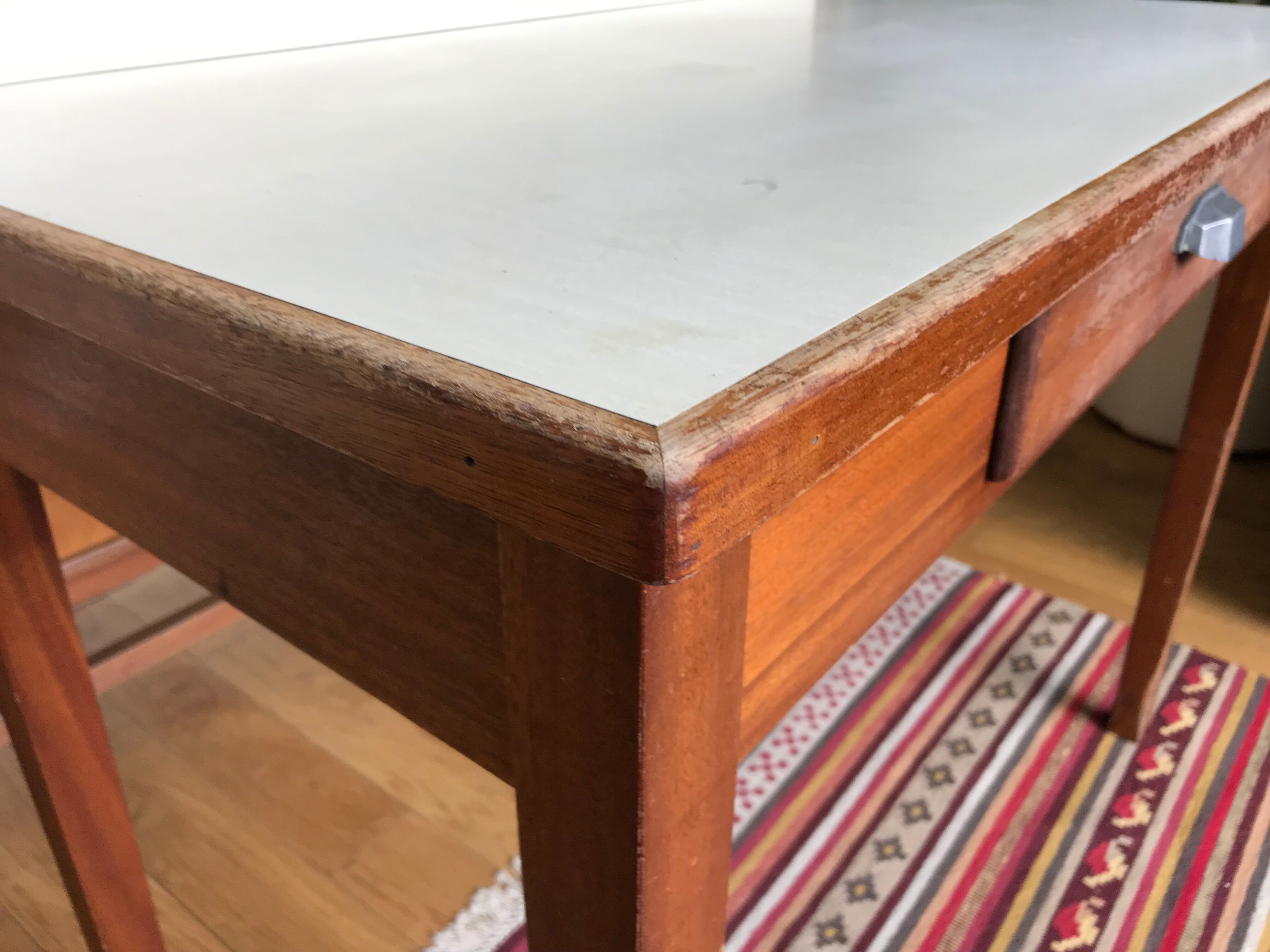 Farm table