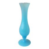 Vase bleu opaline