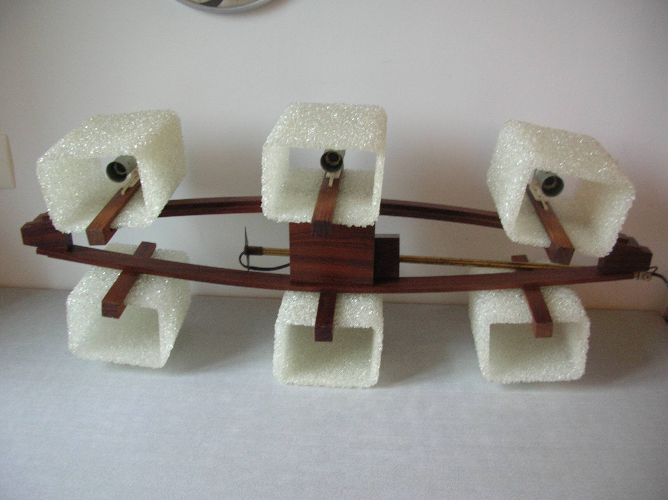 Lustre luminaire en teck perspex années 1960/70 suspension vintage scandinave