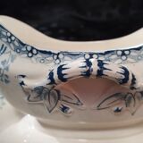 Gravy boat