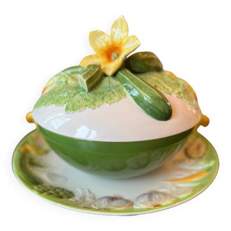 Ceramic soup tureen and serving dish