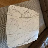 Fiorile model coffee table by poltrona Frau in calacatta marble