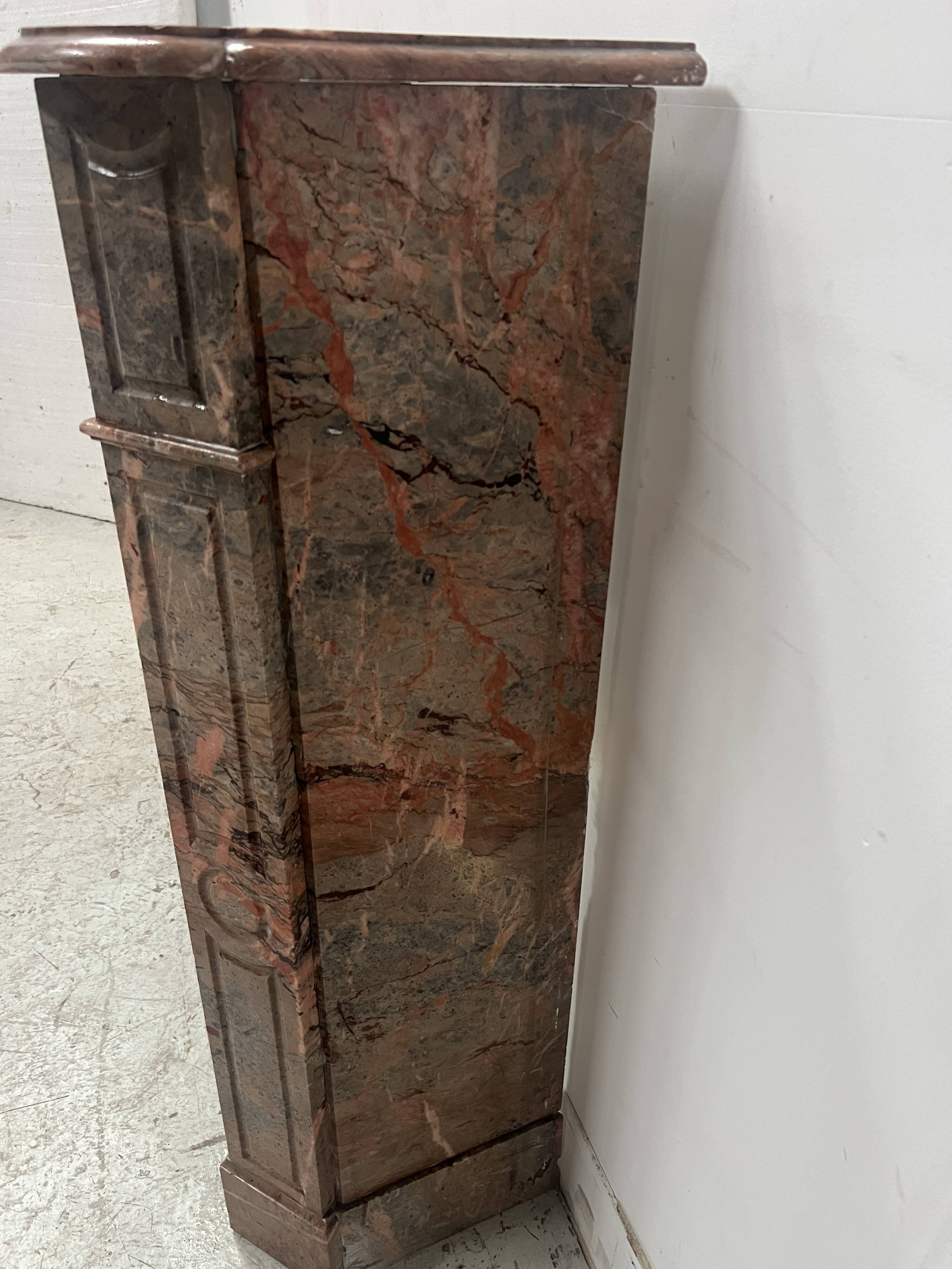 Louis XV style fireplace, "Pompadour" model, grey-pink marble, 20th century