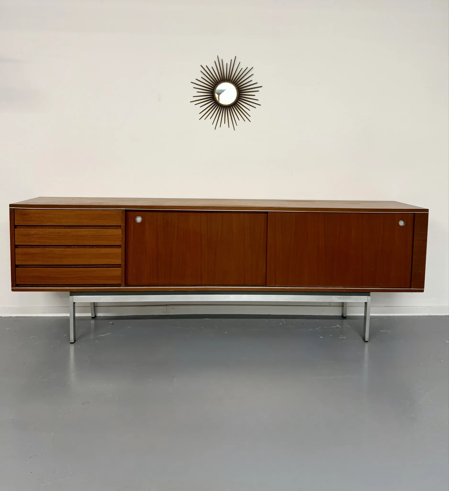 Large sideboard 1960s design Pieter De Bruyne V-Form vintage