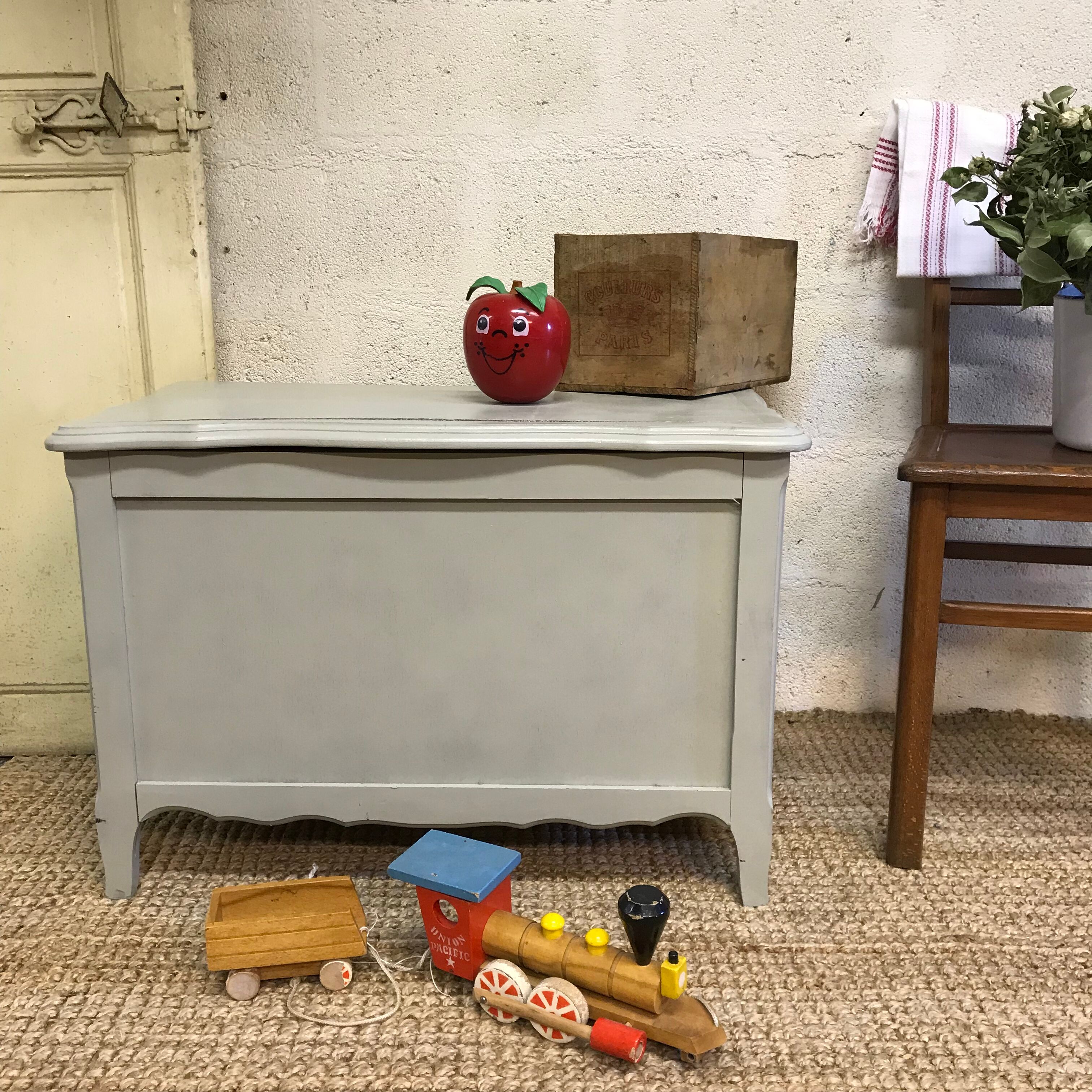 Grey green toy box