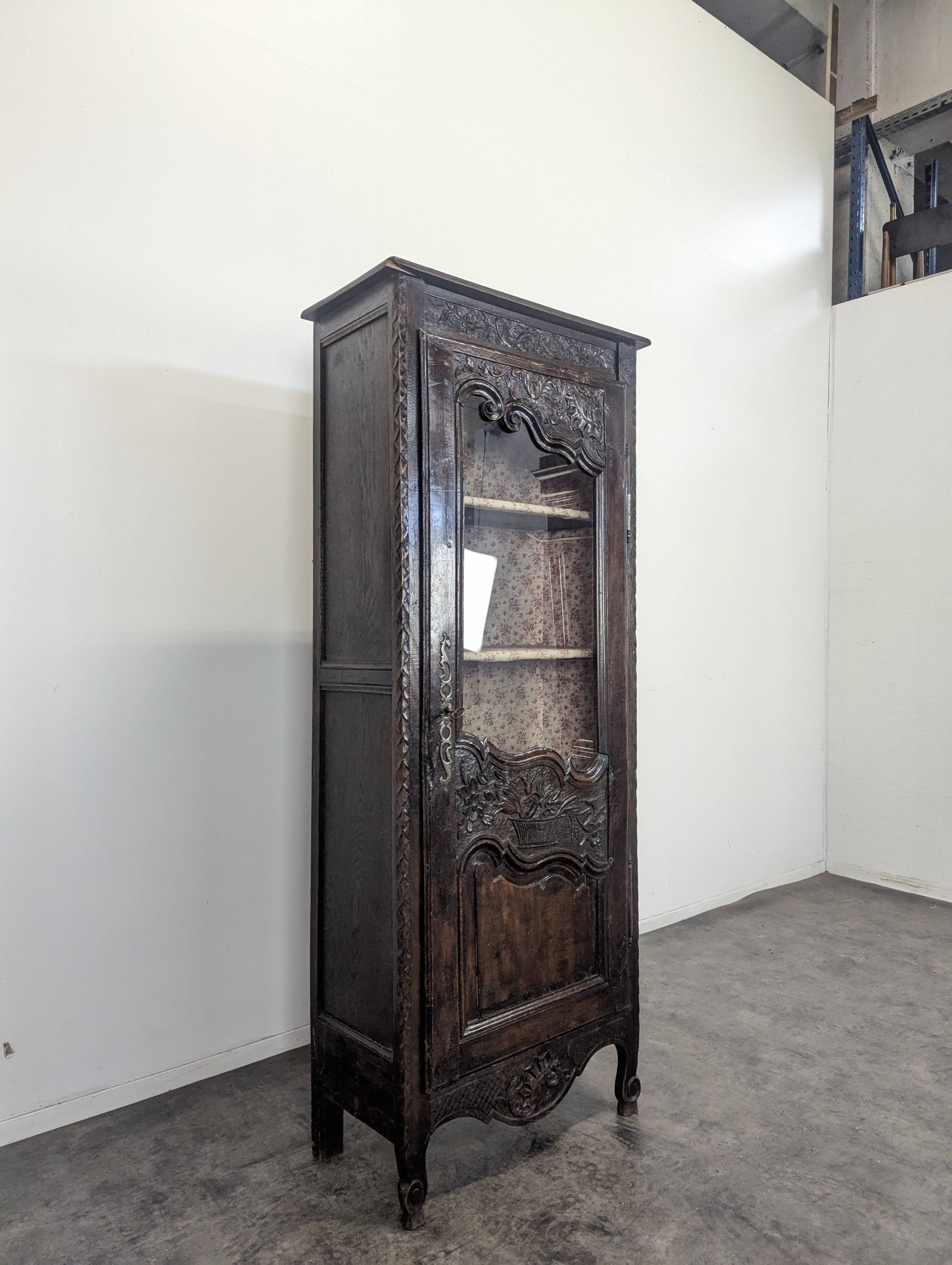 Normandy carved oak bonnetière