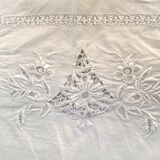 Nappe rectangulaire brodée 285 x 185 cm