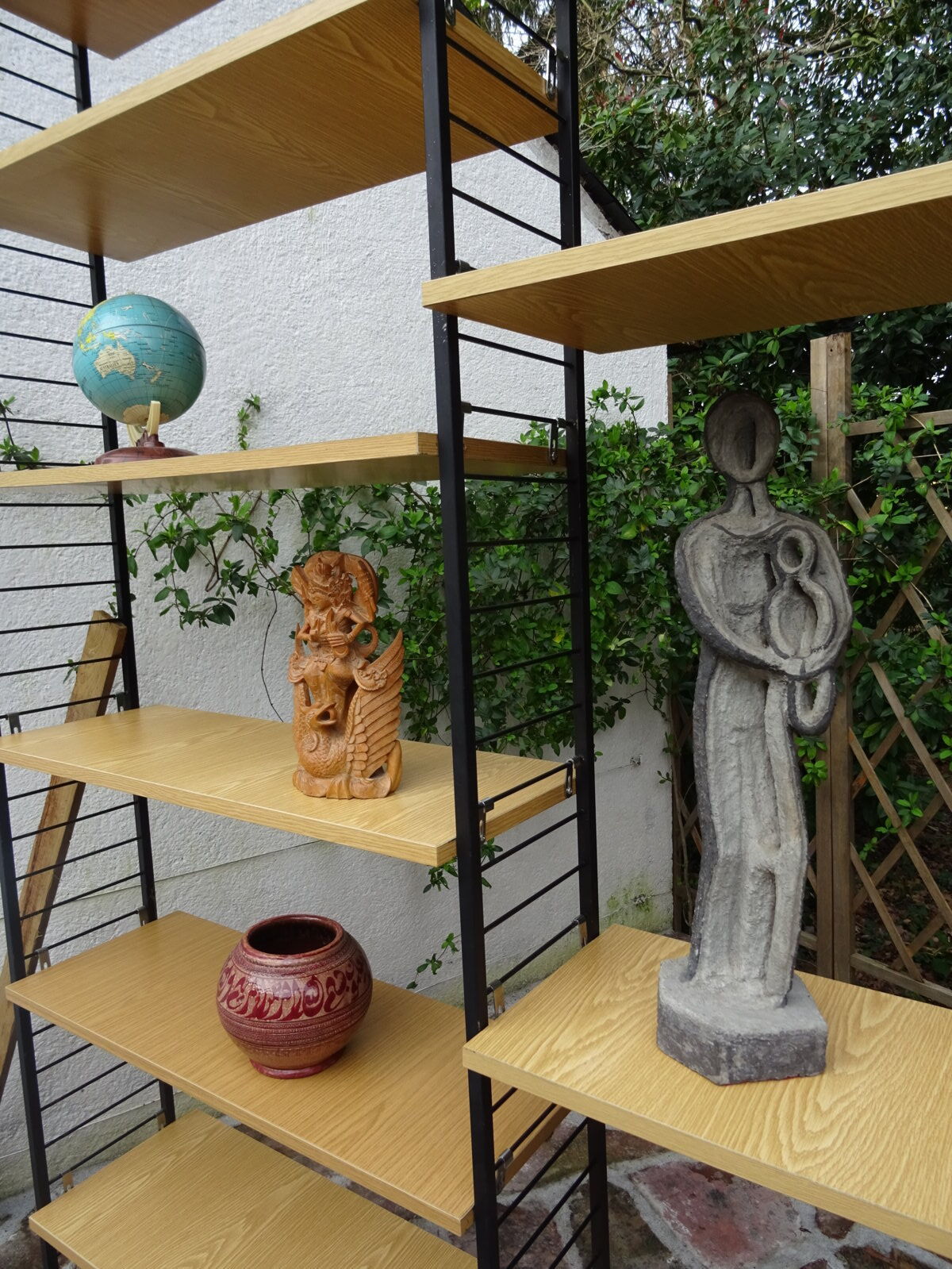 Bookshelf bookstring floor ceiling