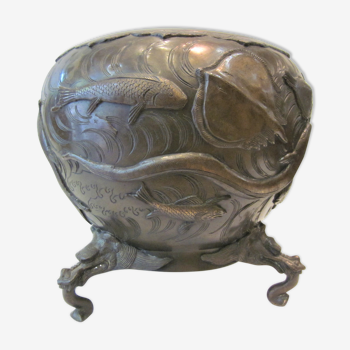 Cache-pot en bronze