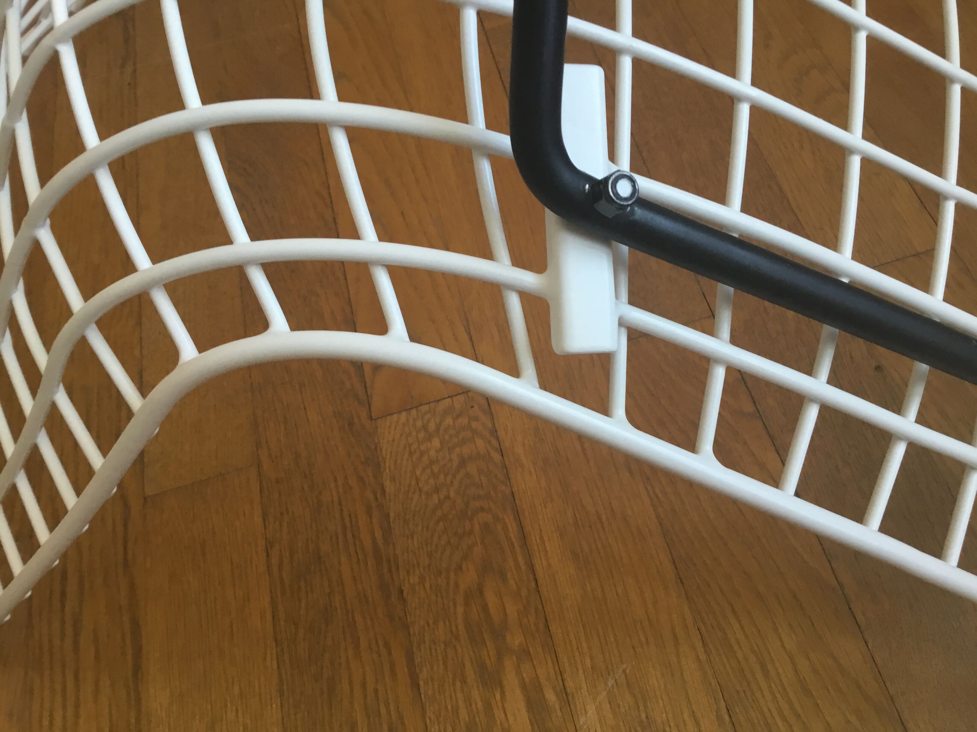 Harry Bertoïa Wire Chairs for Knoll