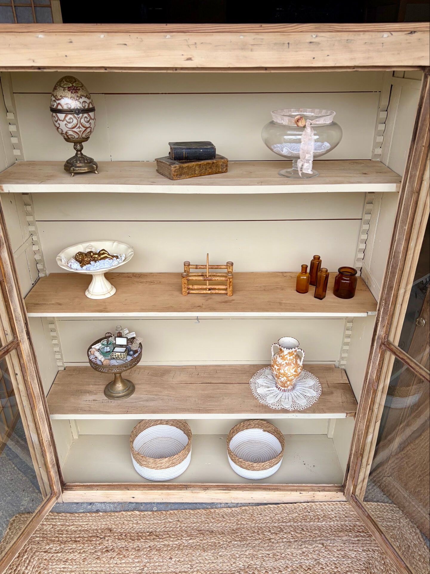 Wooden display cabinet