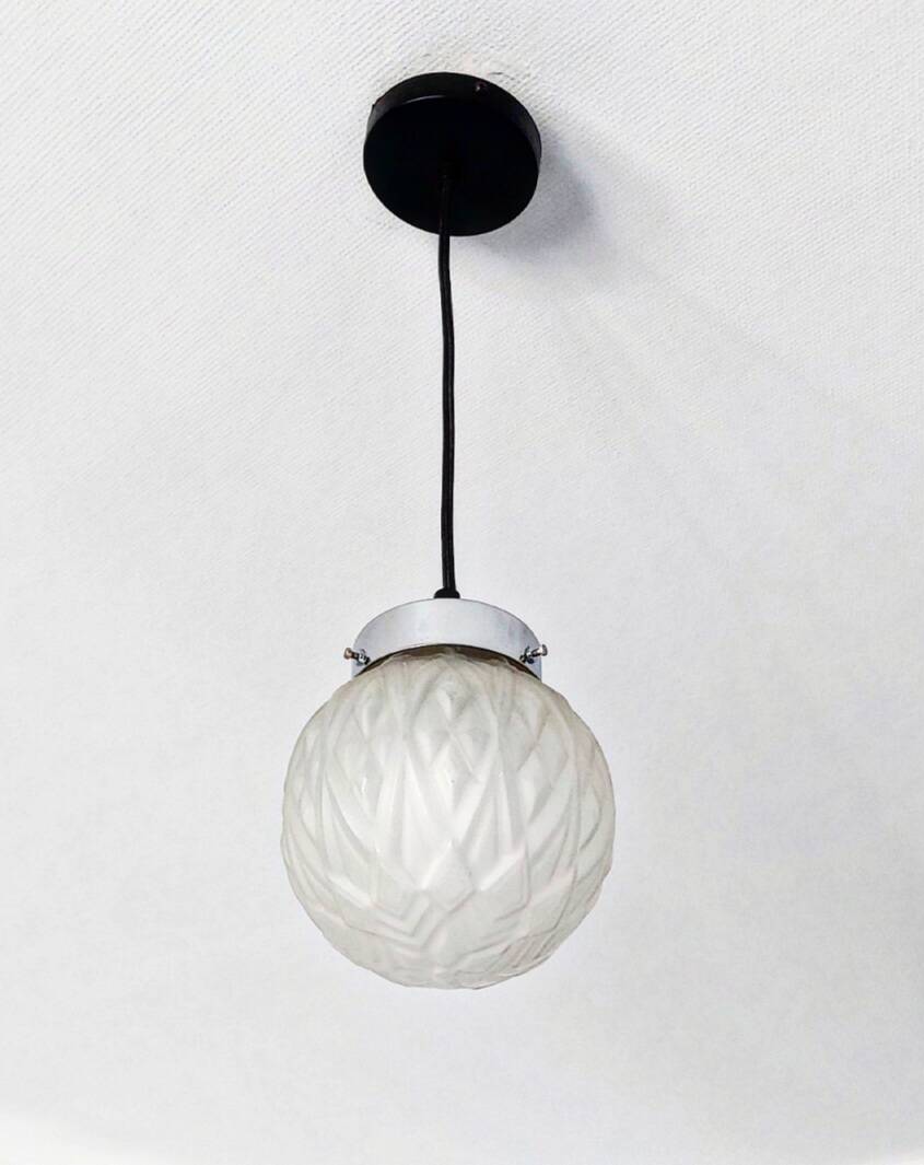 Art deco globe pendant light