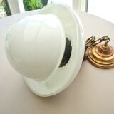 Opaline suspension at the end of the 19th century