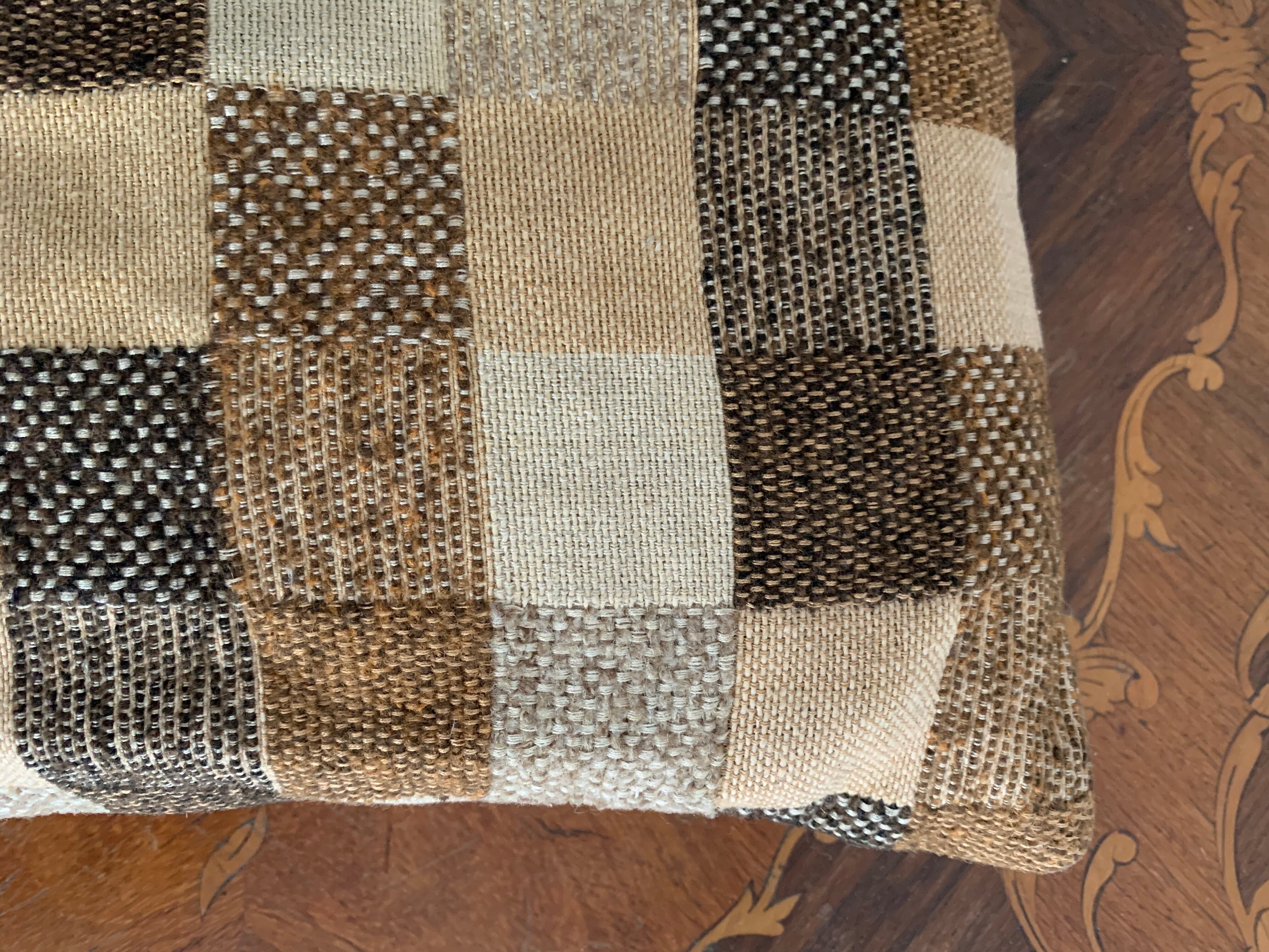 Cousin wool brown tiles