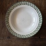 Set of 12 green patterned soup plates, Badonviller earthenware