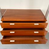 Modular css system bookcase by George Nelson by mobilier international
