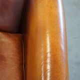Correctly finished sheep leather club chair