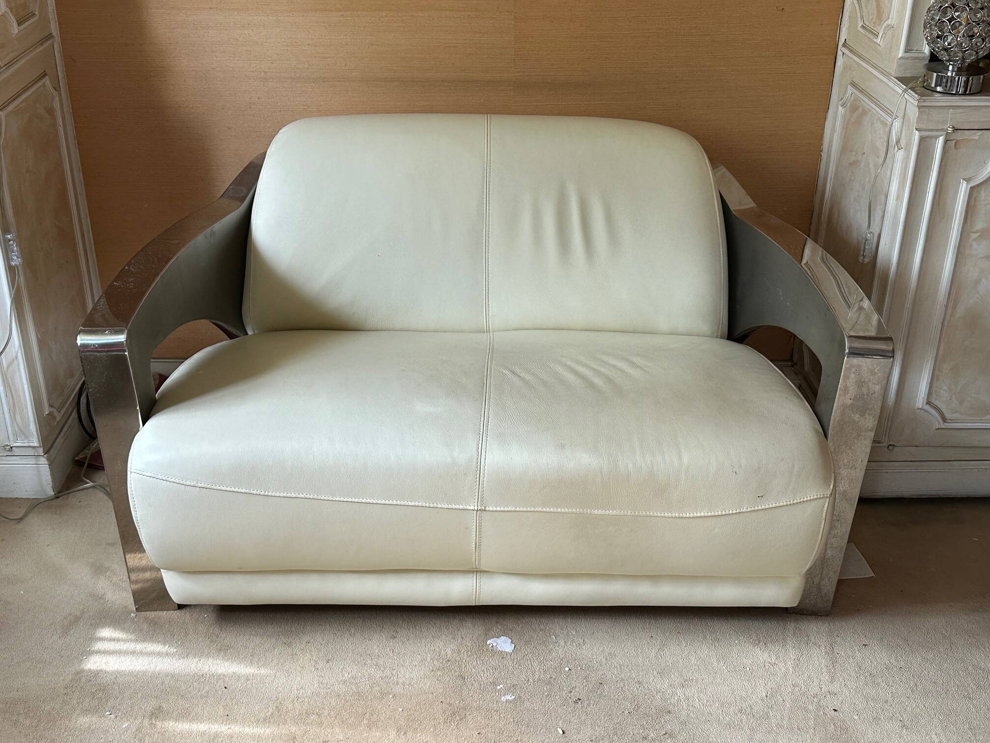 2-seater white leather sofa