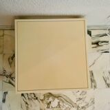 Table Basse Plastique Vintage FLAIR