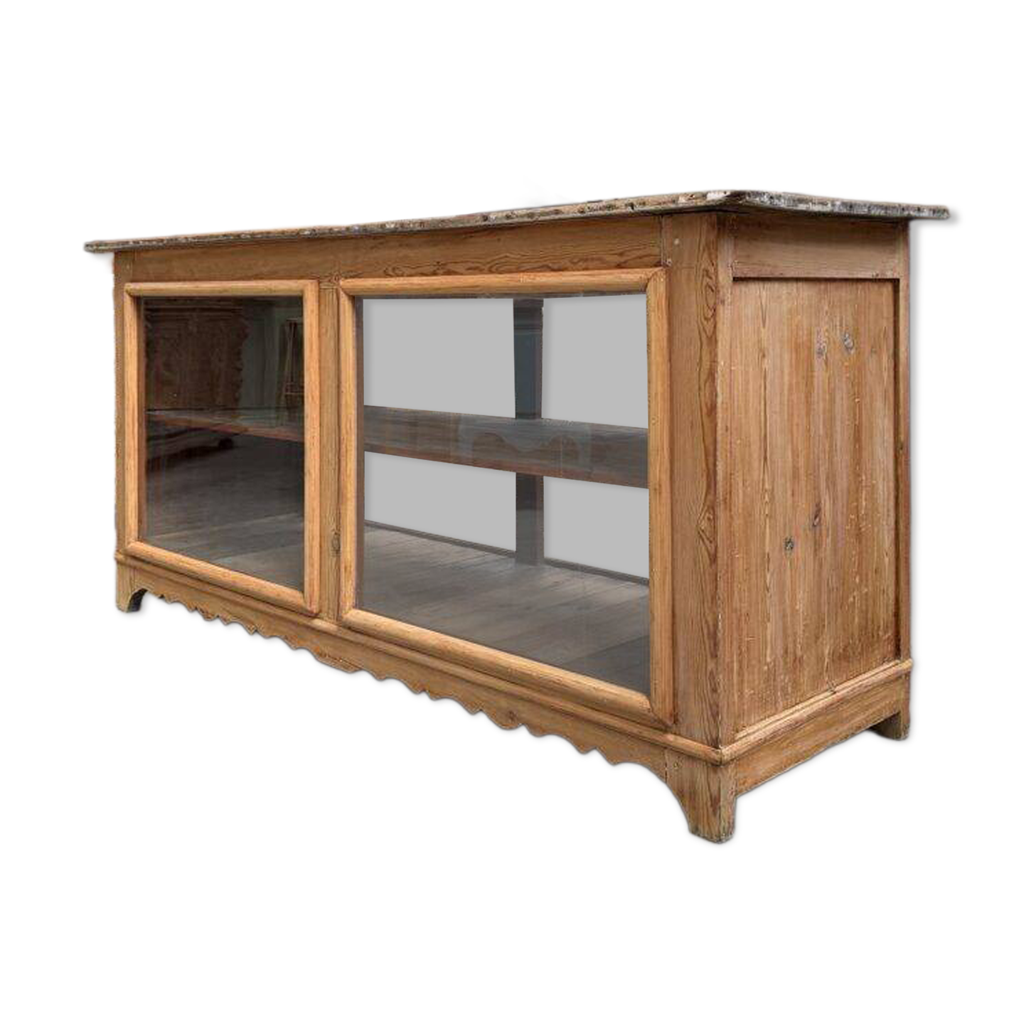 Showcase counter from the early 20th century.