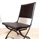 Ensemble de 2 chaises pliantes anciennes en fer forgé et cuir