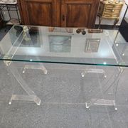 Marais International – Table and 2 chairs "The Invisibles by Marais"