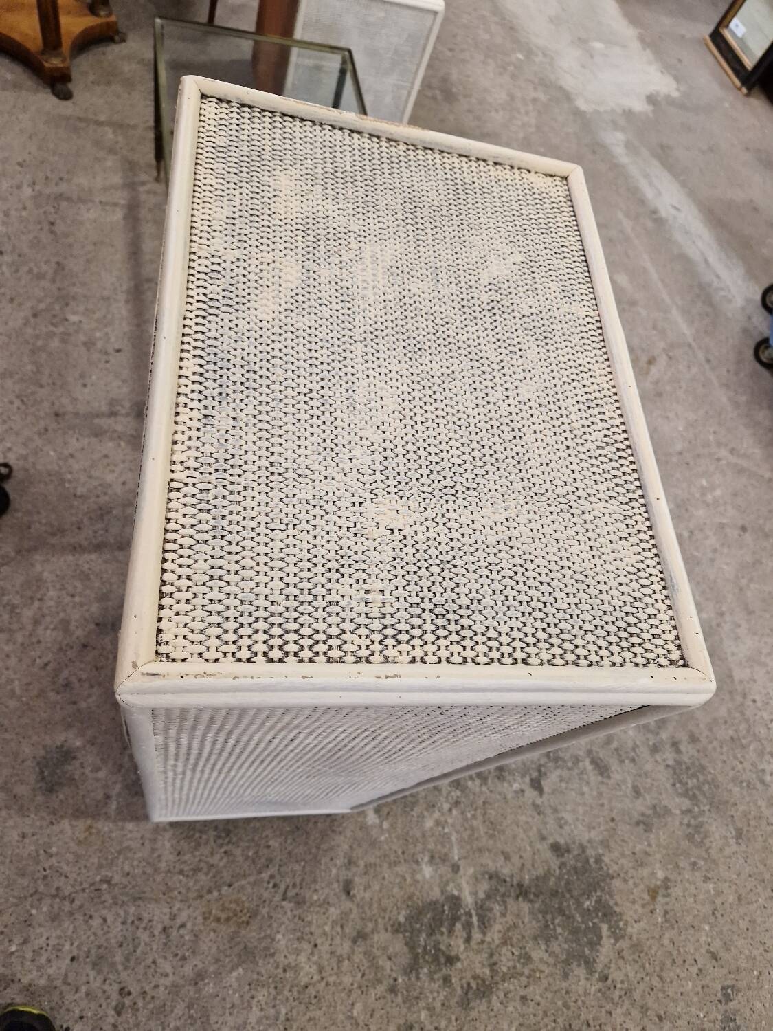 Wicker cabinet with 6 drawers