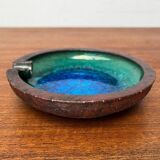 Ashtray or bowl in brutalist studio pottery by Gerhard Liebenthron, mid-century, 1960s, 1968.