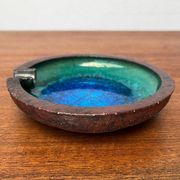 Ashtray or bowl in brutalist studio pottery by Gerhard Liebenthron, mid-century, 1960s, 1968.