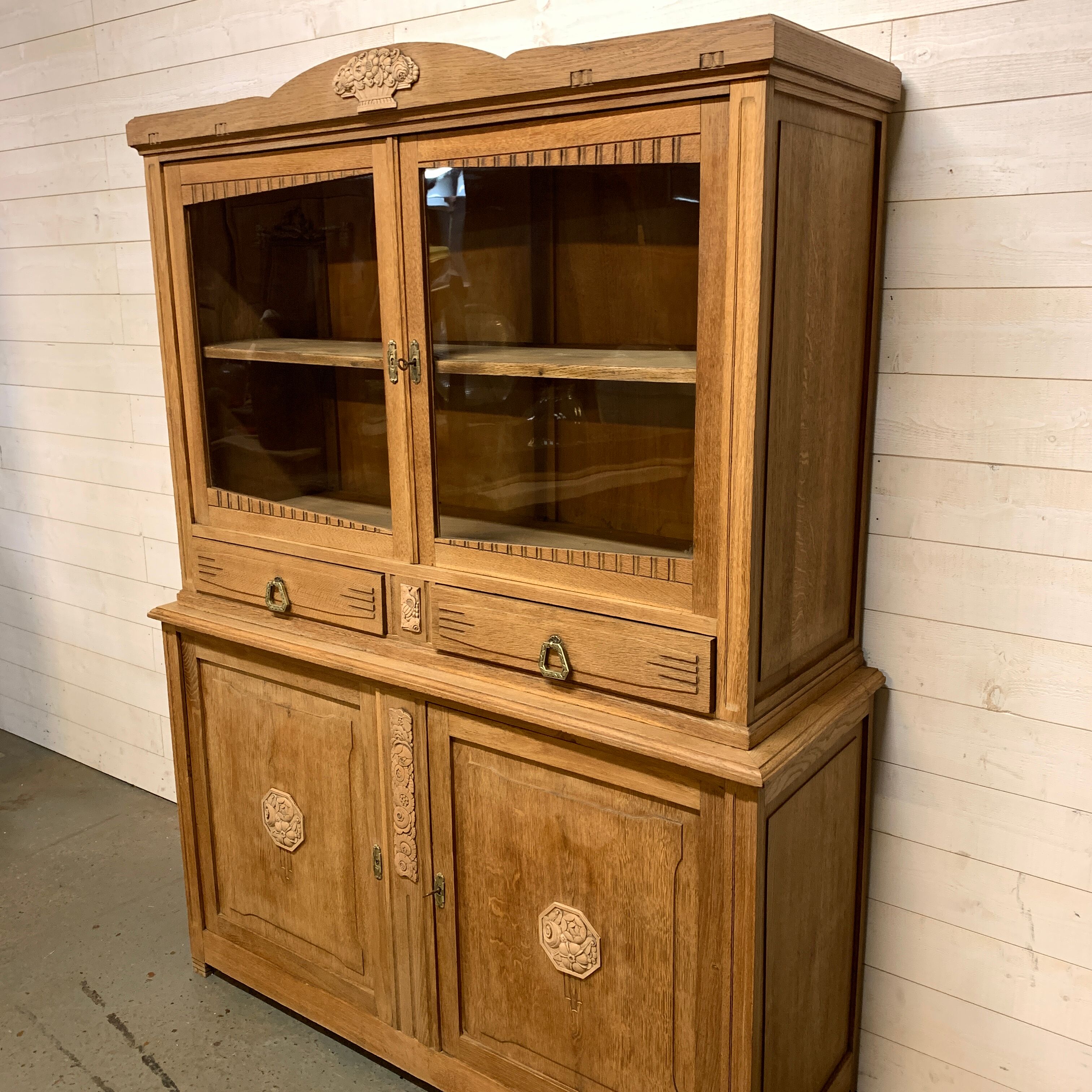 Art deco 1930 oak croass