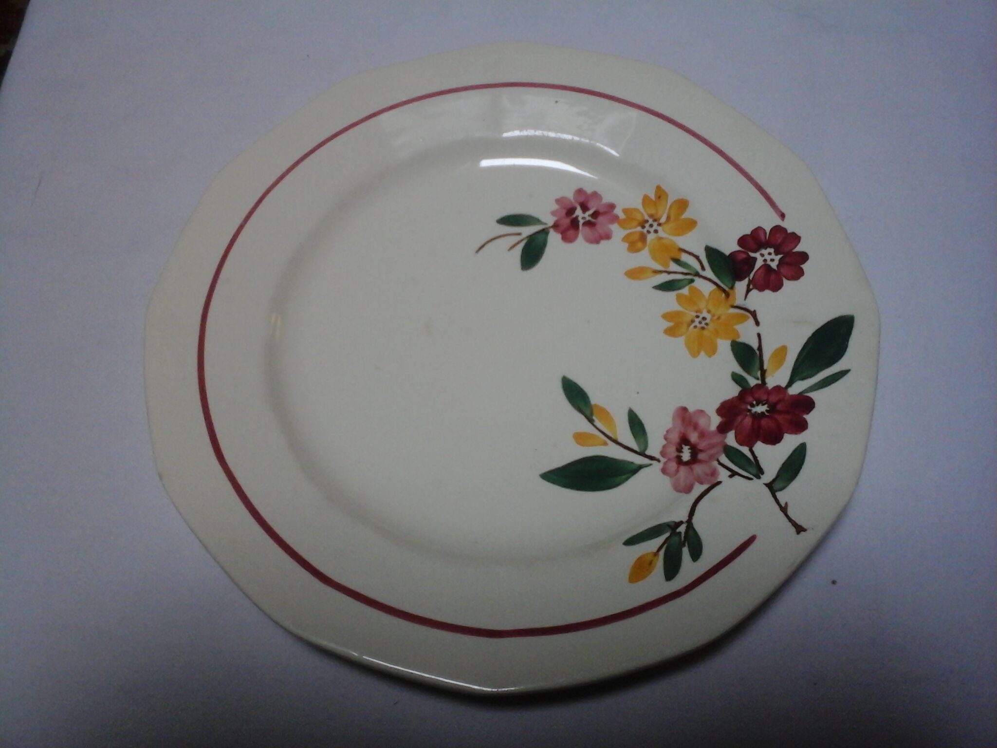 Assortment of 6 old plates