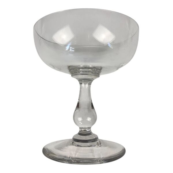 4 coupes à champagne Baccarat cristal uni forme gondole