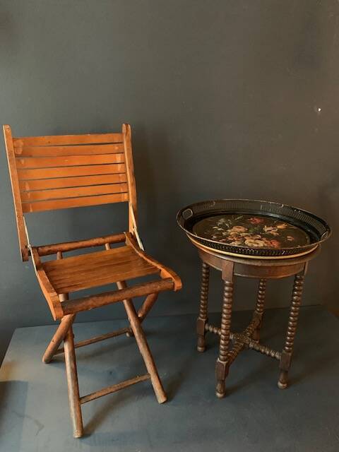 Small old folding wooden chair, 1940