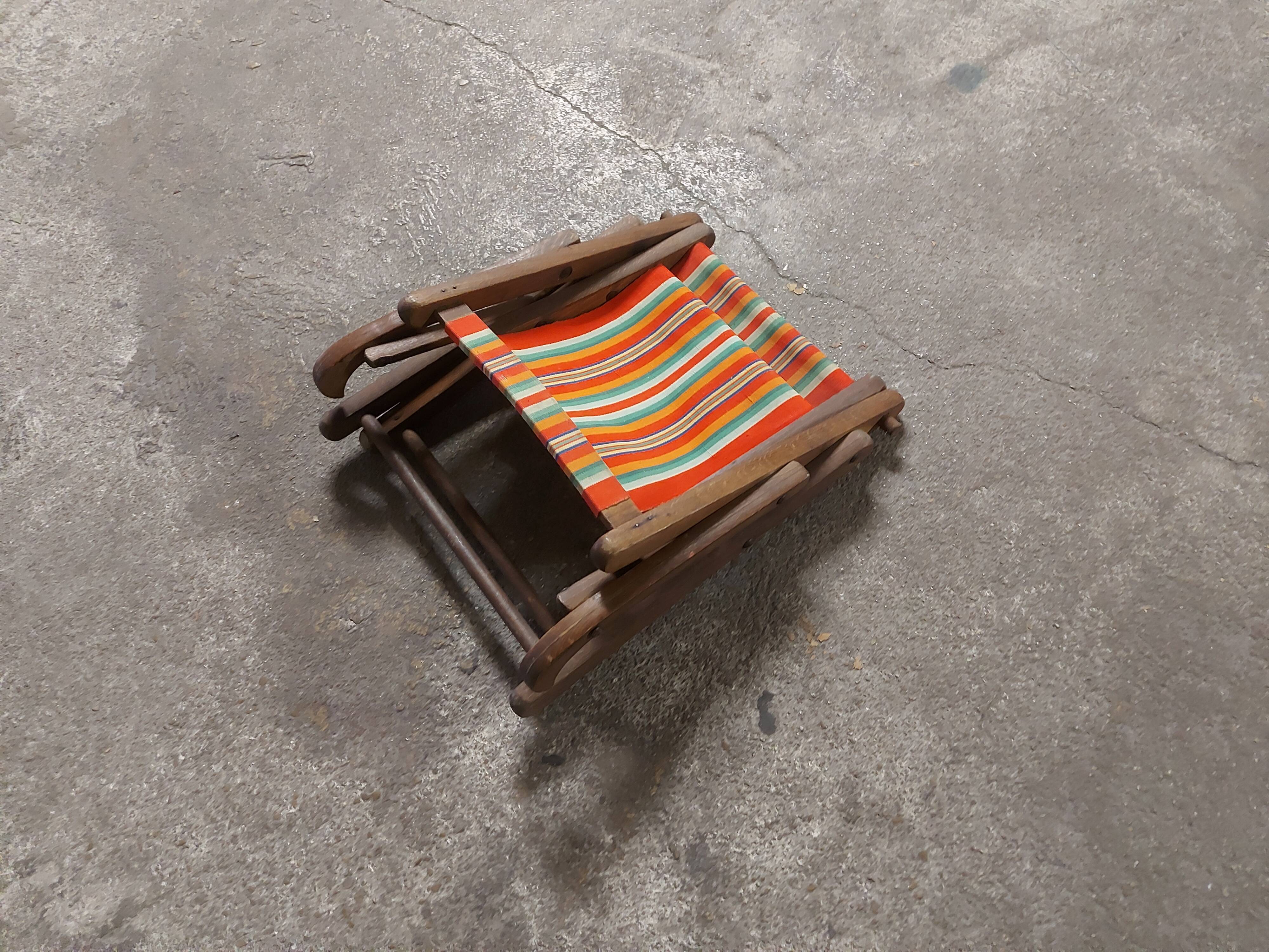 Vintage children's chaise longue